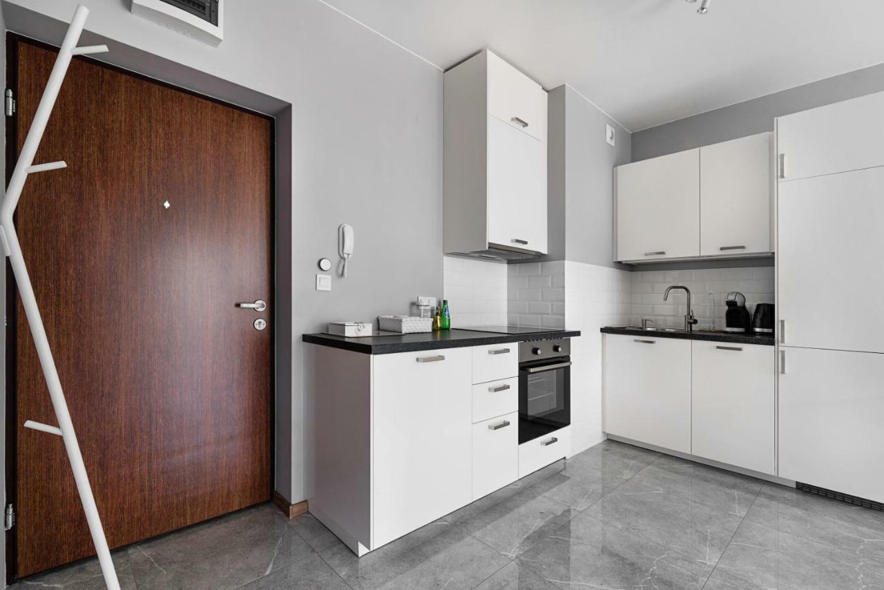 Warszawa-Wlochy Brilliant Apartment Kültér fotó